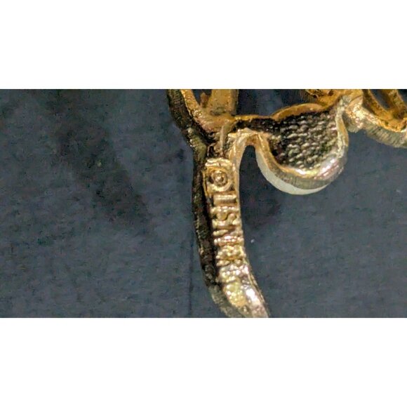 Vintage Lisner Gold Tone Leaf Brooch With Faux Pearls - Picture 8 of 9